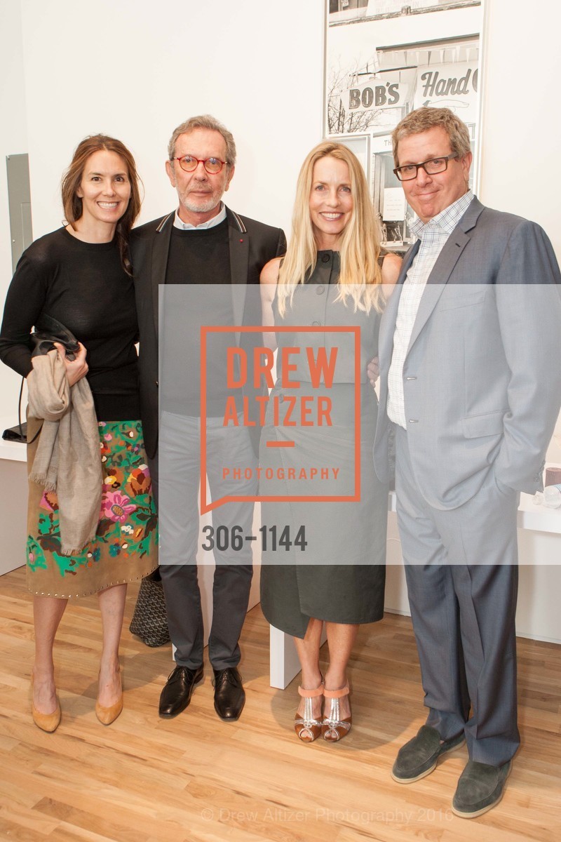Fairfax Dorn, Arne Glimcher, Laurene Powell Jobs, Marc Glimcher, The Opening of Pace Palo Alto, Pace Palo Alto. 229 Hamilton Avenue, April 27th, 2016, Photo #306-1144 Fairfax Dorn, Arne Glimcher, Laurene Powell Jobs, Marc Glimcher, Photo #306-1144
