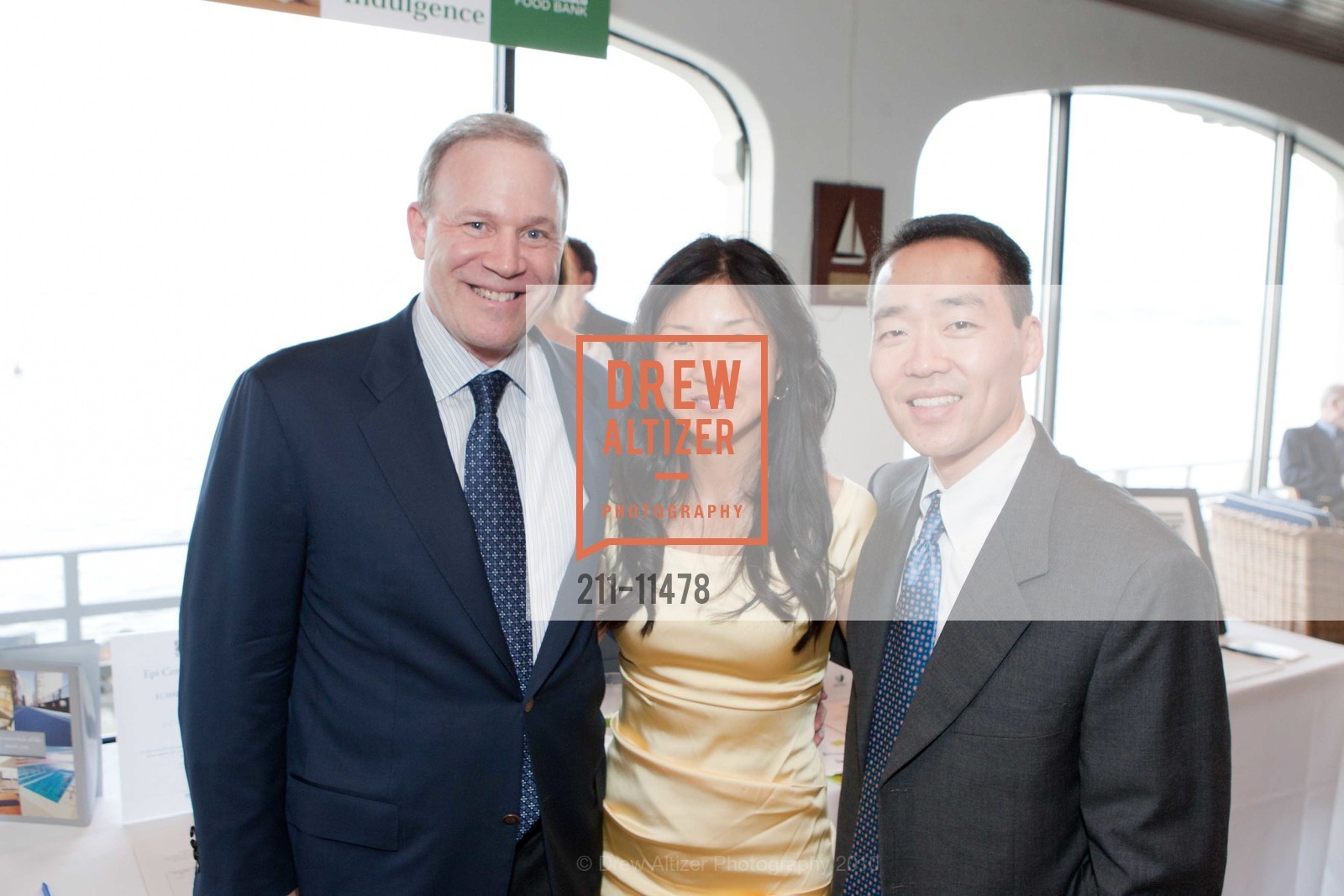 David Steinberg, Jennifer Chu, John Park, One Big Table, US, June 4th, 2010, Photo #211-11478 David Steinberg, Jennifer Chu, John Park, Photo #211-11478