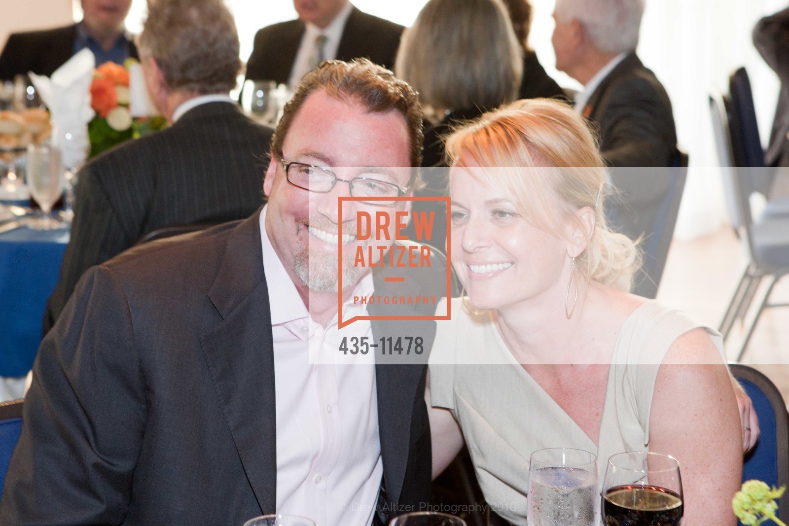 Steve Akerley, Tricia McCarthy, One Big Table, US, June 4th, 2010, Photo #435-11478 Steve Akerley, Tricia McCarthy, Photo #435-11478