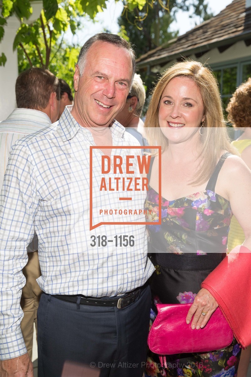 Tom Rollett, Nancy Rollett, 2016 LymeAid, Private Residence, May 1st, 2016, Photo #318-1156 Tom Rollett, Nancy Rollett, Photo #318-1156