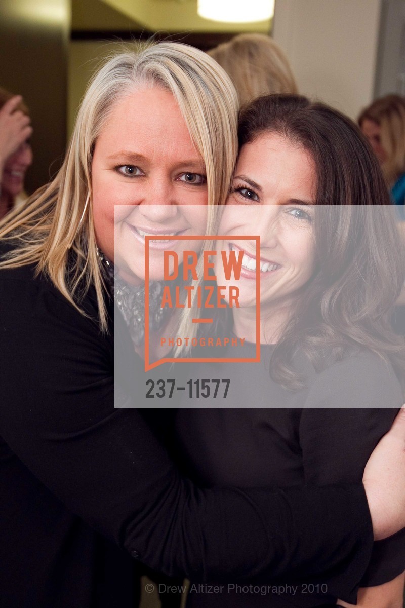 Lori Puccinelli Stern, Erica Chapman, Photo #237-11577