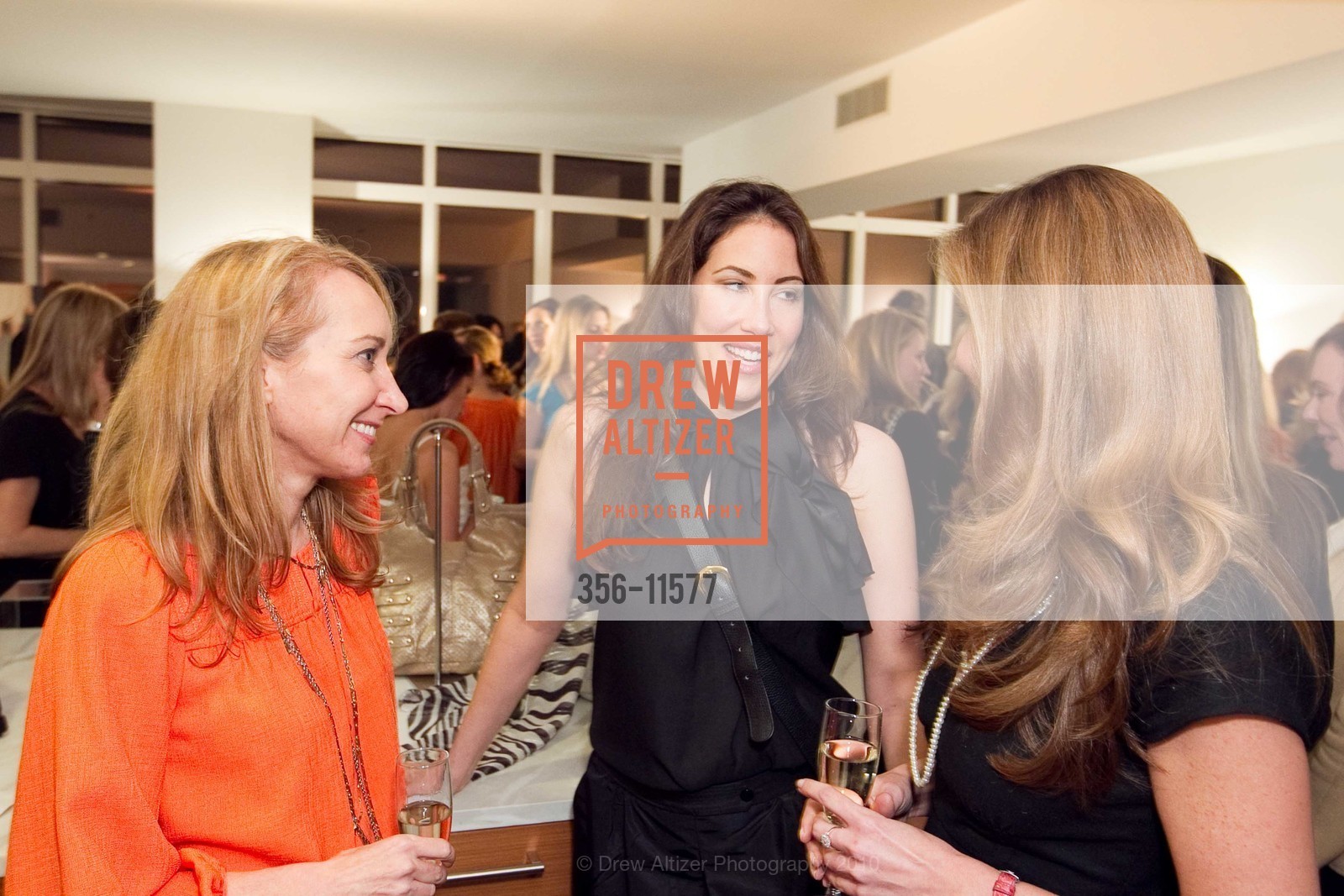 Allison Storr, Jessica Mullens, Kirsten Bartok, Jennifer Siebel Newsom and Jimmy Choo Host San Francisco CHOO 24:7 Collection Launch, US, February 19th, 2010, Photo #356-11577 Allison Storr, Jessica Mullens, Kirsten Bartok, Photo #356-11577