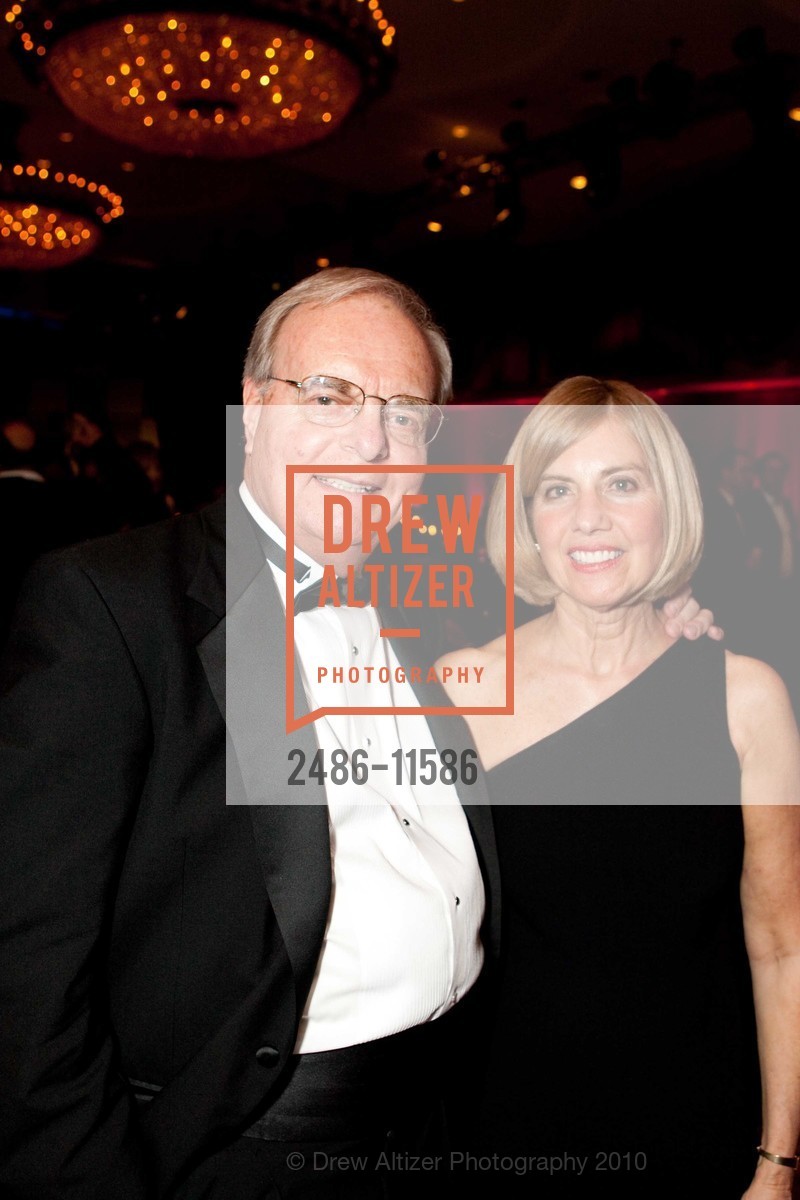 Gene Simon, Gretchen Simon, JUNIOR LEAGUE OF SAN FRANCISCO'S 84th Annual Fashion Show DINNER GALA, US, March 20th, 2010, Photo #2486-11586 Gene Simon, Gretchen Simon, Photo #2486-11586