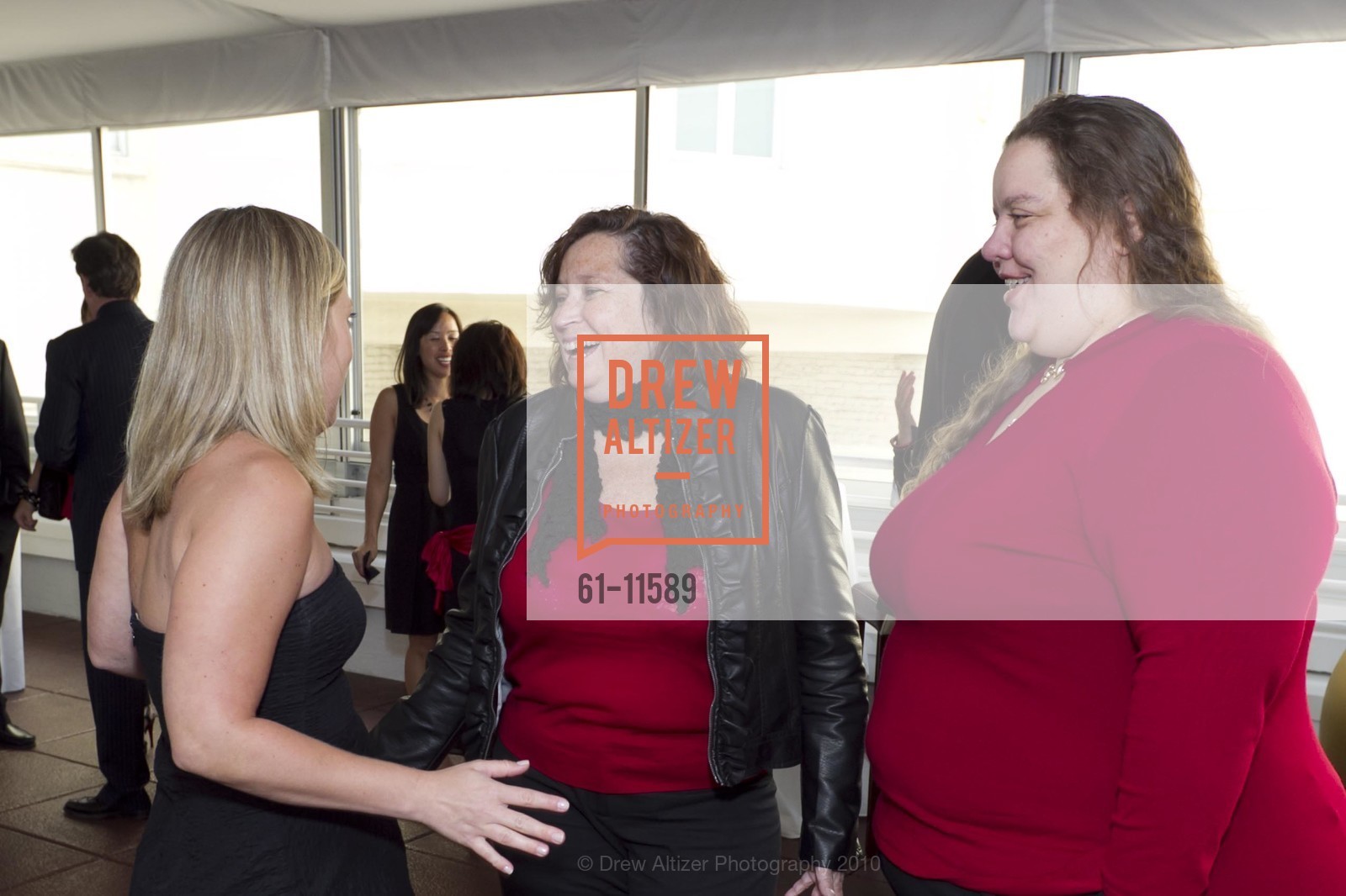 Lauren Hughes, Dianna Mullins, Rosanna Mairena, Photo #61-11589