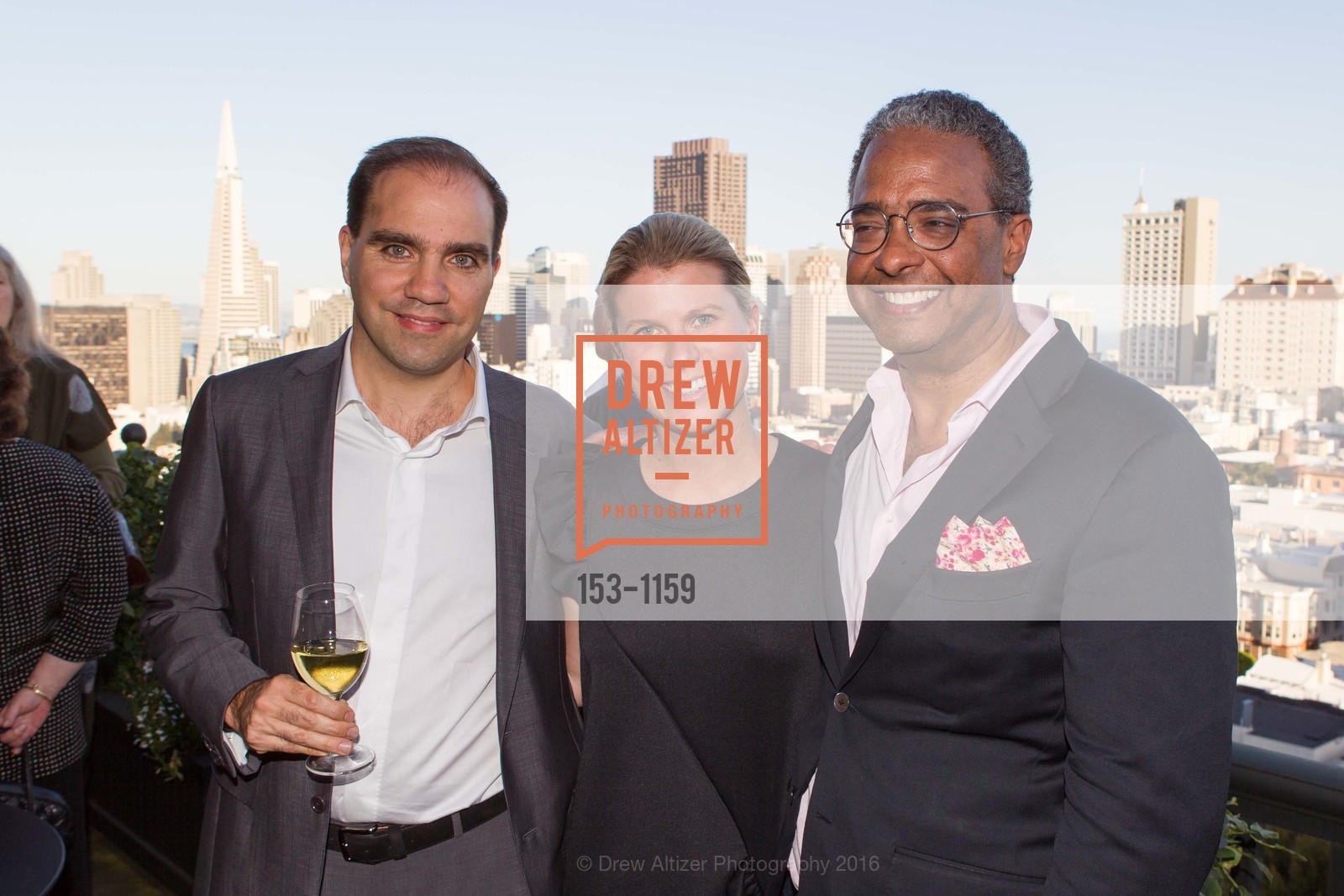 Francis Outred, Sarah Wendell, Steve Henry, Berggruen Gallery Cocktail Party in Celebration of the Reopening of SFMOMA, Berggruen Gallery. 40 Florence street, April 29th, 2016, Photo #153-1159 Francis Outred, Sarah Wendell, Steve Henry, Photo #153-1159