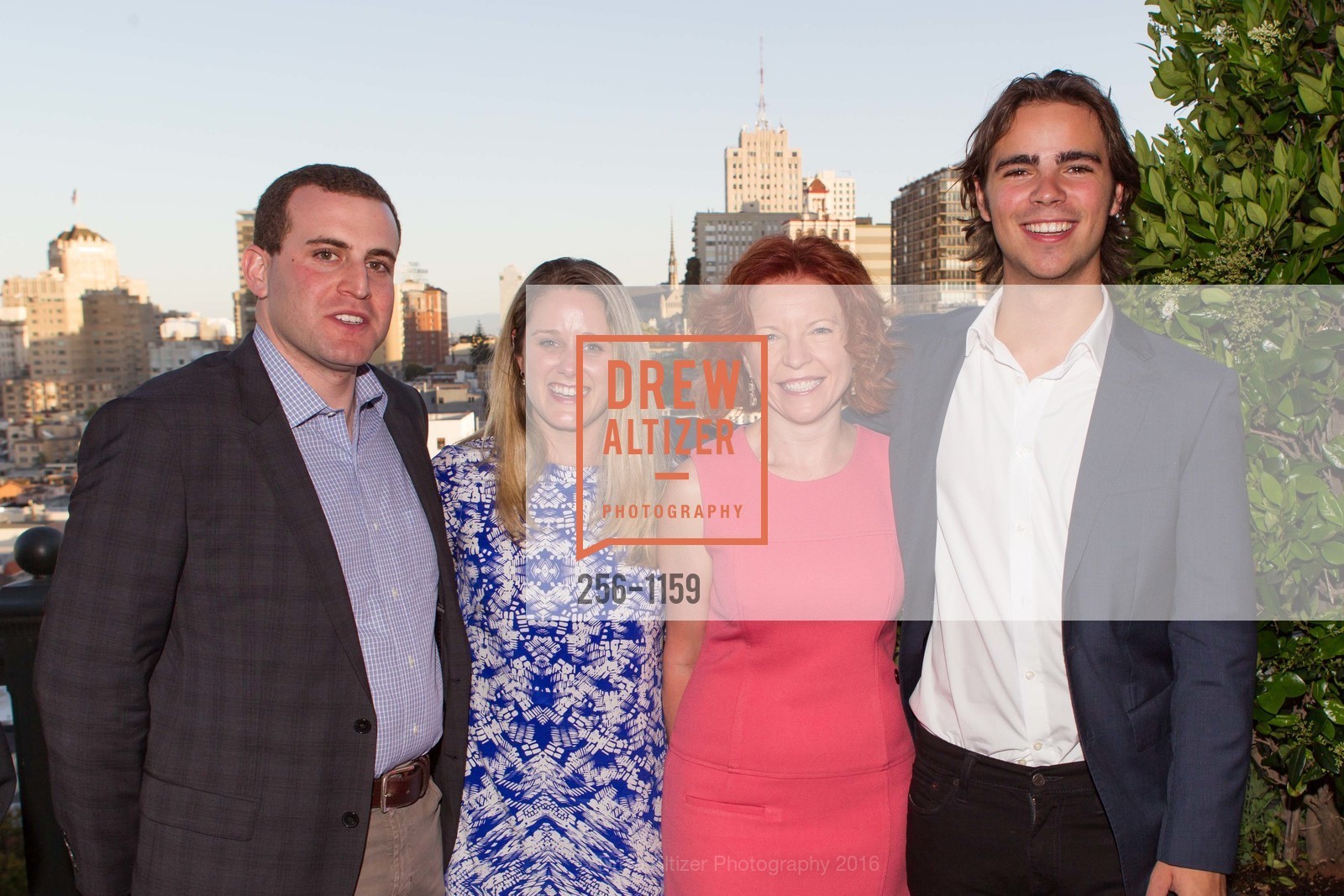 Will Heldfond, Lindsay Snyder, Elaine Asher, Joseph Braka, Berggruen Gallery Cocktail Party in Celebration of the Reopening of SFMOMA, Berggruen Gallery. 40 Florence street, April 29th, 2016, Photo #256-1159 Will Heldfond, Lindsay Snyder, Elaine Asher, Joseph Braka, Photo #256-1159