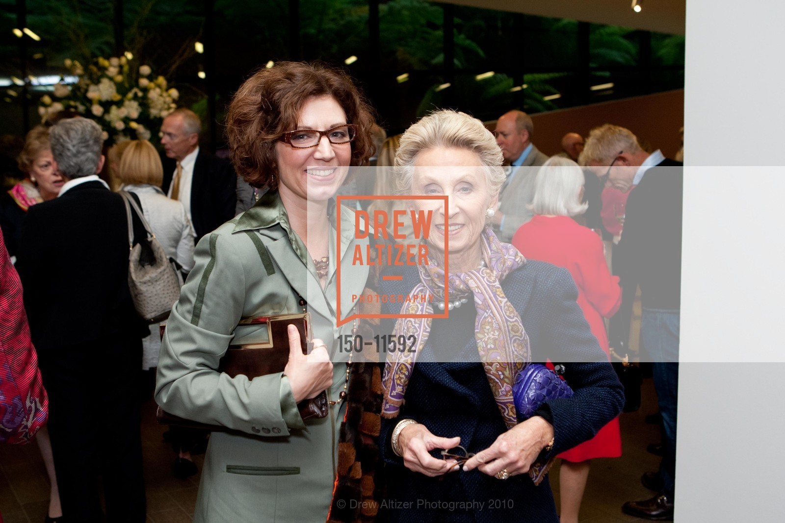 Sarah Crocker, Lucinda Crocker, de Young Museum Major Donor Uncrating Event, US, September 22nd, 2010, Photo #150-11592 Sarah Crocker, Lucinda Crocker, Photo #150-11592