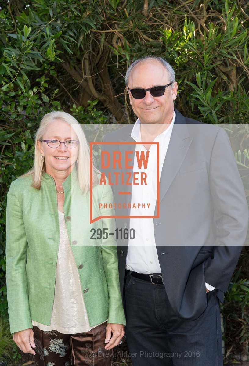 Bettina Setrakian, Scott Setrakian, ZooFest 2016, San Francisco Zoo. 1 Zoo Road, April 30th, 2016, Photo #295-1160 Bettina Setrakian, Scott Setrakian, Photo #295-1160