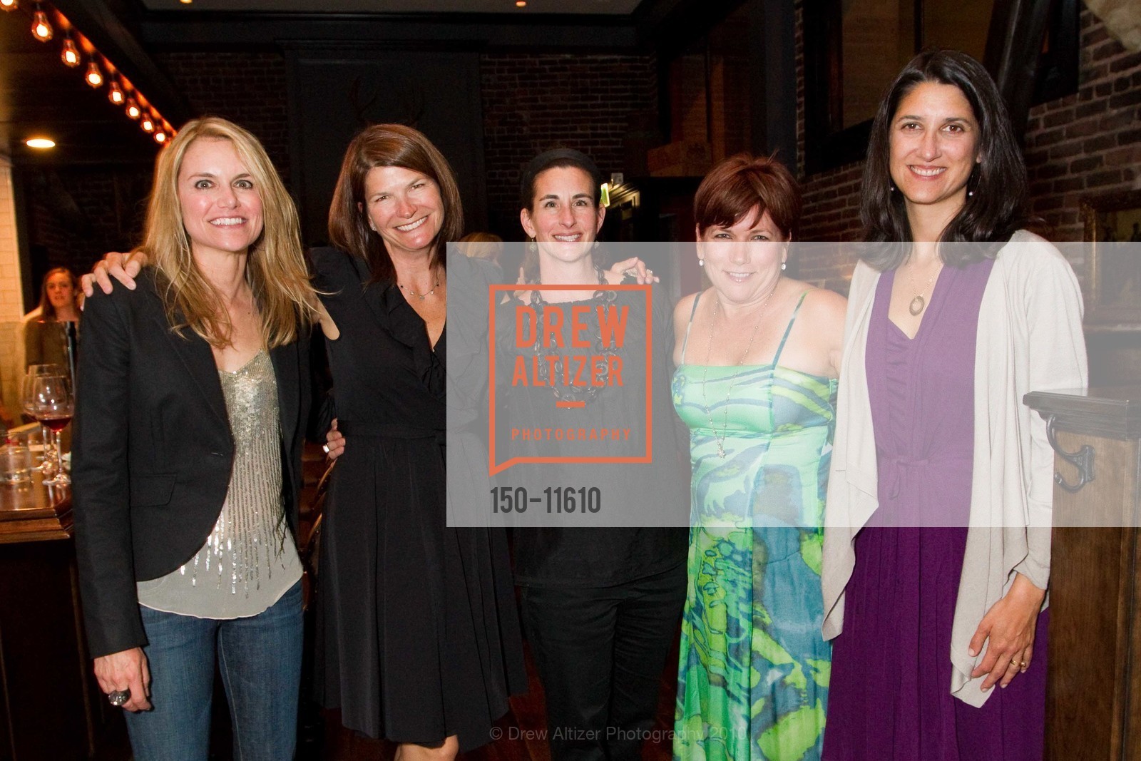 Margaret Smith, Martha Conte, Liz Parkinson, Marty McGraw, Susie Leupold, Wayfare Tavern Hamlin Night, US, June 11th, 2010, Photo #150-11610 Margaret Smith, Martha Conte, Liz Parkinson, Marty McGraw, Susie Leupold, Photo #150-11610