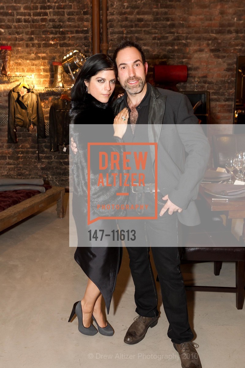Selma Blair, Michael Kelter, Downtown Store Opening, US, September 22nd, 2010, Photo #147-11613 Selma Blair, Michael Kelter, Photo #147-11613