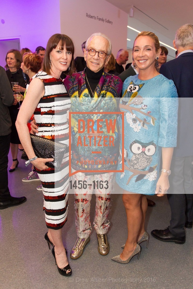 Allison Speer, Norman Stone, Victoire Reynal Brown, SFMOMA Art Bash, SFMOMA. 151 3rd St, April 29th, 2016, Photo #1456-1163 Allison Speer, Norman Stone, Victoire Reynal Brown, Photo #1456-1163