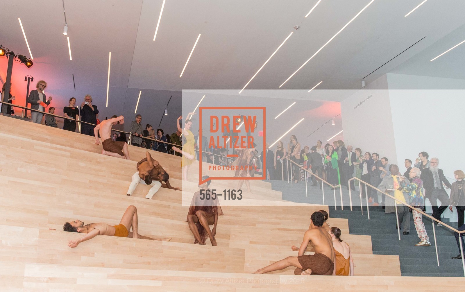 Performance, SFMOMA Art Bash, SFMOMA. 151 3rd St, April 29th, 2016, Photo #565-1163 Performance, Photo #565-1163