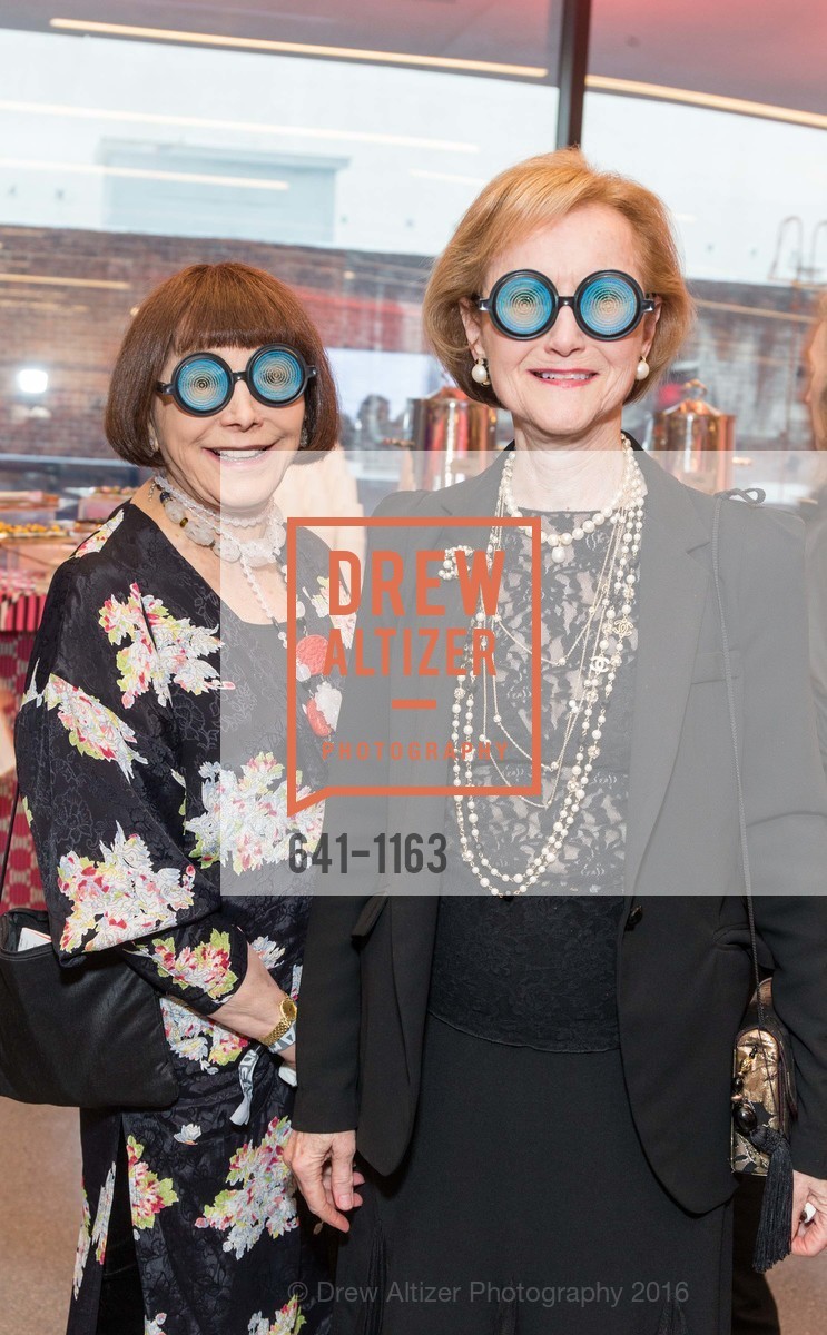 Eve Masonek, Francie Petrocelli, Photo #641-1163
