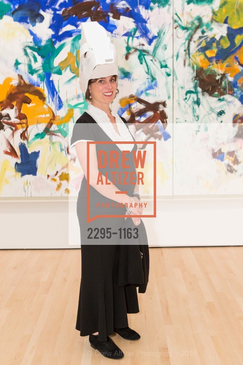 Claire Pasquier, Photo #2295-1163