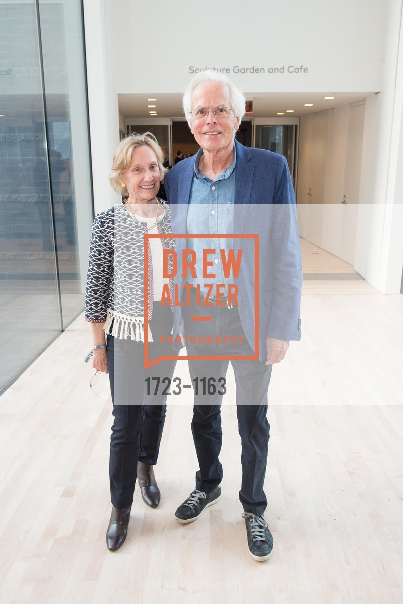 Nancy Bechtle, Joachim Bechtle, SFMOMA Art Bash, Various, November 6th, 2021, Photo #1723-1163 Nancy Bechtle, Joachim Bechtle, Photo #1723-1163