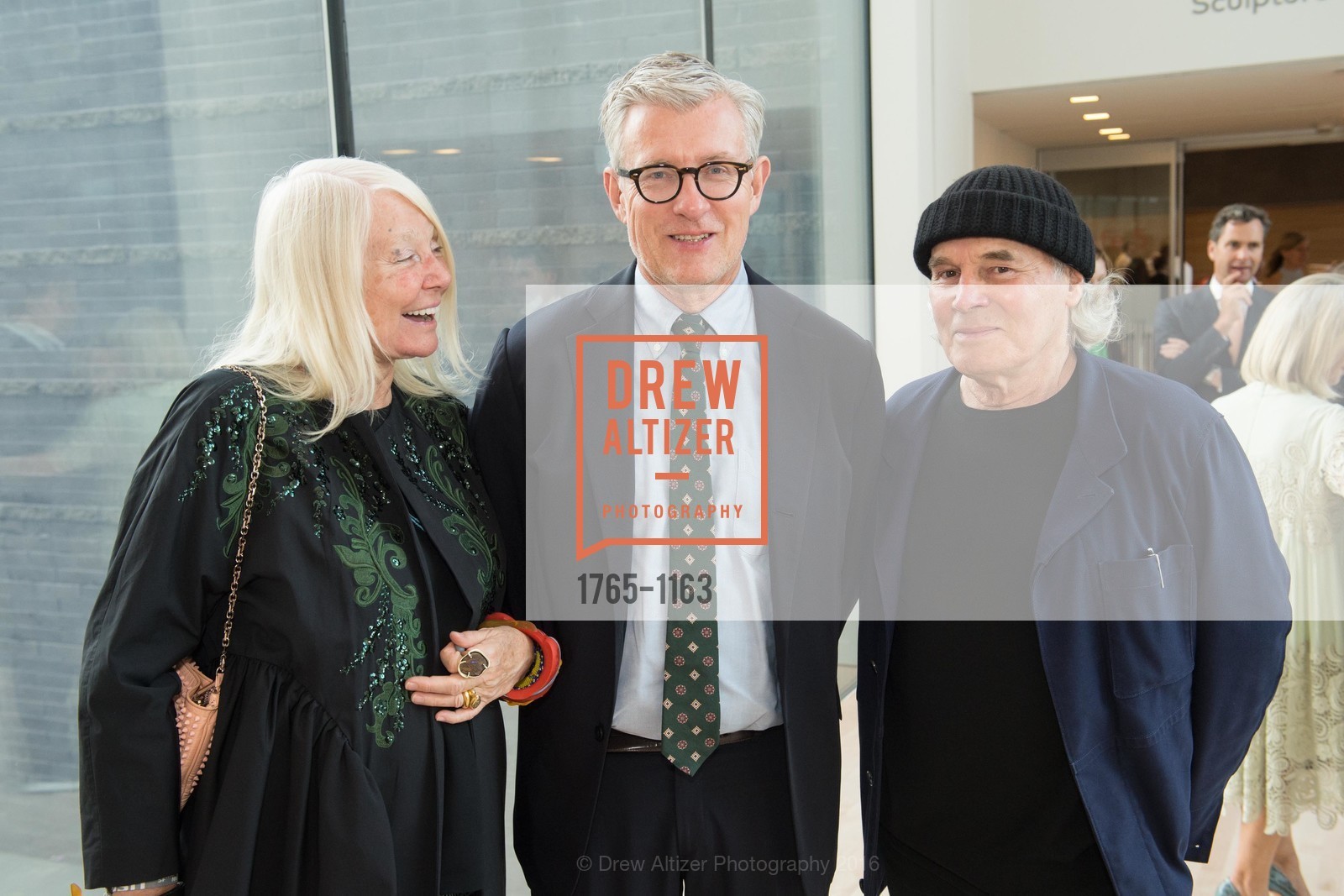 Helen Marden, Jack Bankowsky, Brice Marden, SFMOMA Art Bash, SFMOMA. 151 3rd St, April 29th, 2016, Photo #1765-1163 Helen Marden, Jack Bankowsky, Brice Marden, Photo #1765-1163