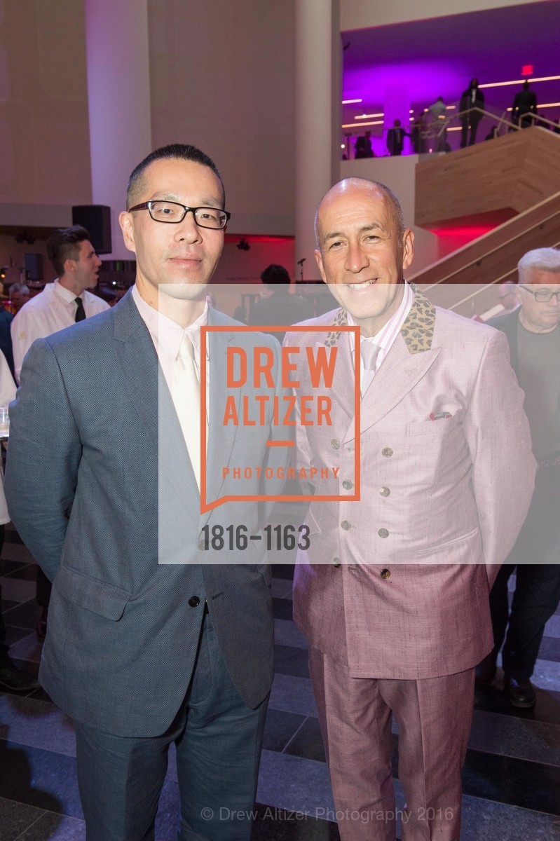 Kern Shin, Ed Gilbert, SFMOMA Art Bash, SFMOMA. 151 3rd St, April 29th, 2016, Photo #1816-1163 Kern Shin, Ed Gilbert, Photo #1816-1163