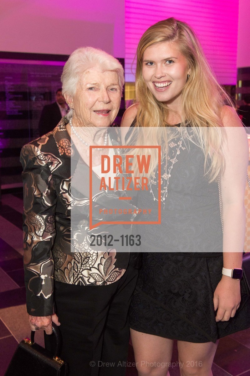 Mo Anderson, Devin Pence, SFMOMA Art Bash, SFMOMA. 151 3rd St, April 29th, 2016, Photo #2012-1163 Mo Anderson, Devin Pence, Photo #2012-1163