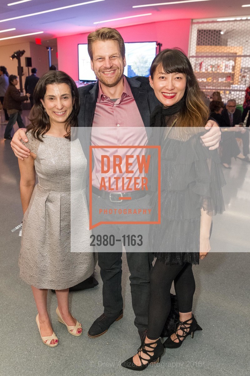 Eliza Arenson, Teddy Zmrhal, Angela Shiu, SFMOMA Art Bash, SFMOMA. 151 3rd St, April 29th, 2016, Photo #2980-1163 Eliza Arenson, Teddy Zmrhal, Angela Shiu, Photo #2980-1163