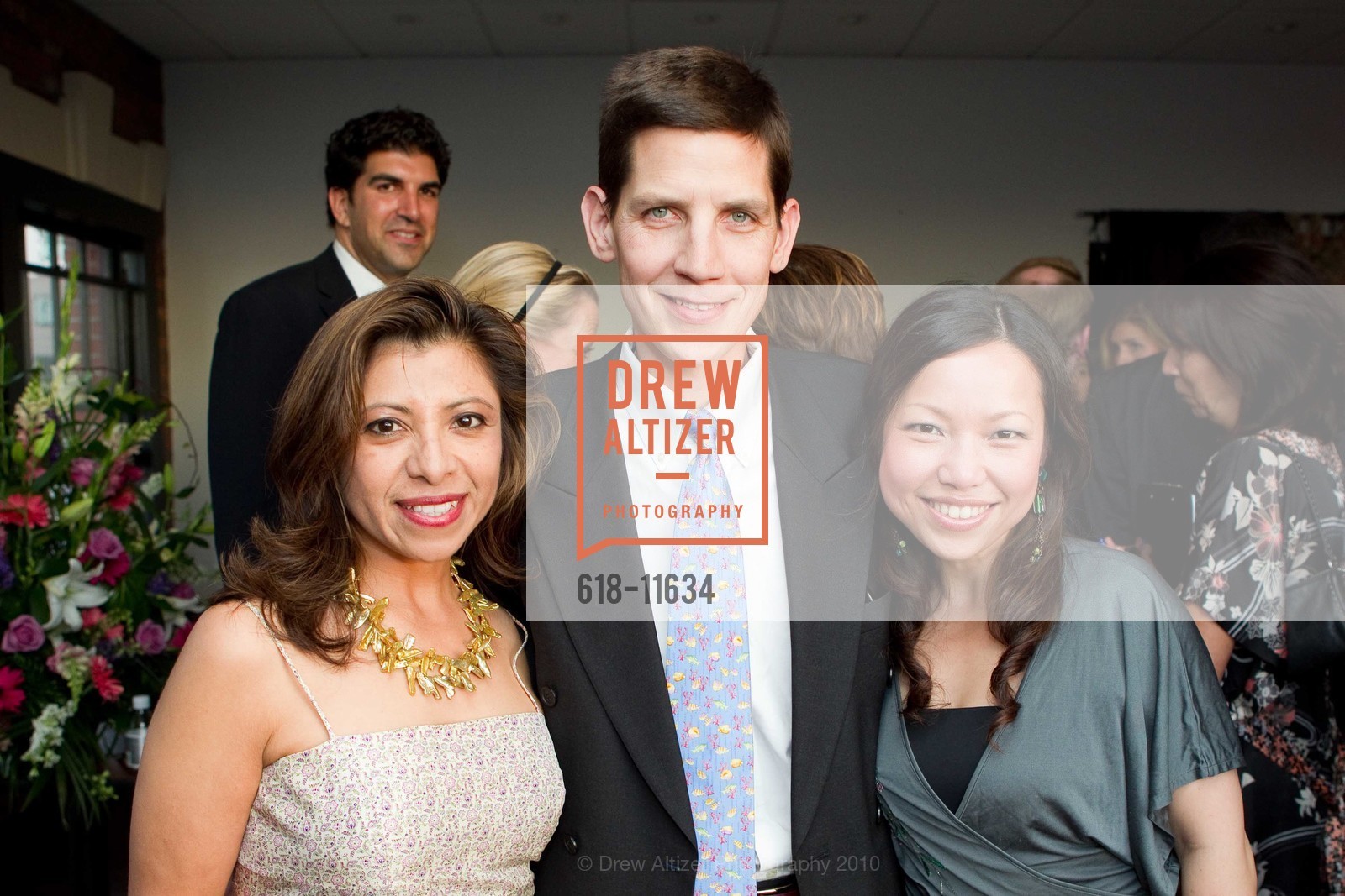 Alexandra Siliezar, Brian Wyszynski, Belinda Shi, BRAVO!'s Luminary Reception: Deborah Voigt, US, June 11th, 2010, Photo #618-11634 Alexandra Siliezar, Brian Wyszynski, Belinda Shi, Photo #618-11634