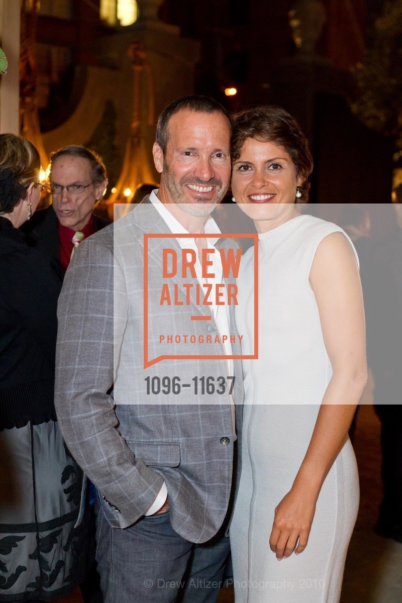 Jeff Scult, Janna Bales, Restoration Hardware Opening the Gallery at the SF Design Center, US, September 23rd, 2010, Photo #1096-11637 Jeff Scult, Janna Bales, Photo #1096-11637
