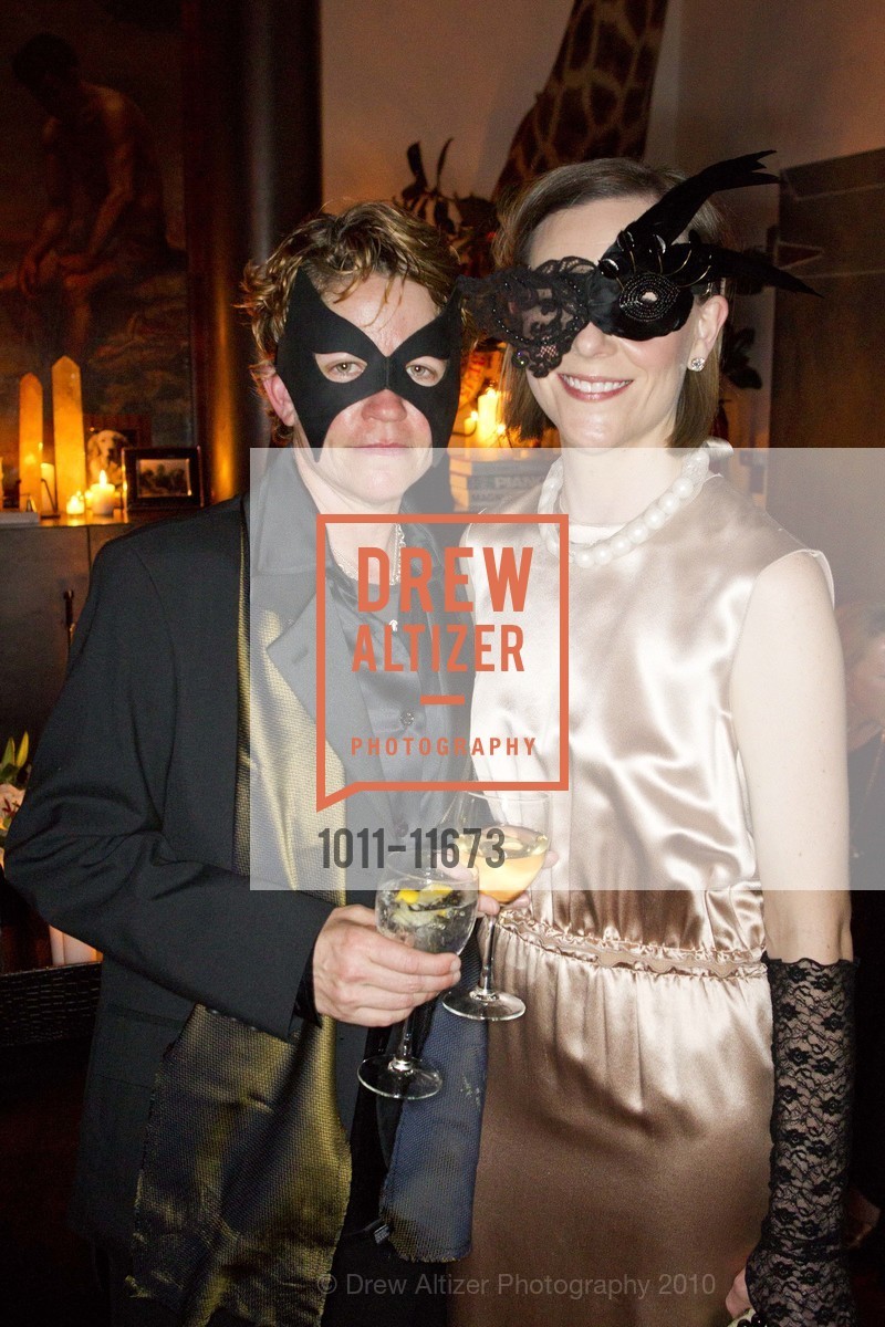 Frankie Frankeny, Chloe Harris Frankeny, HALESTORM: Ken Fulk Honors Denise Hale With a Masquerade Gala to Benefit SFSPCA, US, May 10th, 2010, Photo #1011-11673 Frankie Frankeny, Chloe Harris Frankeny, Photo #1011-11673