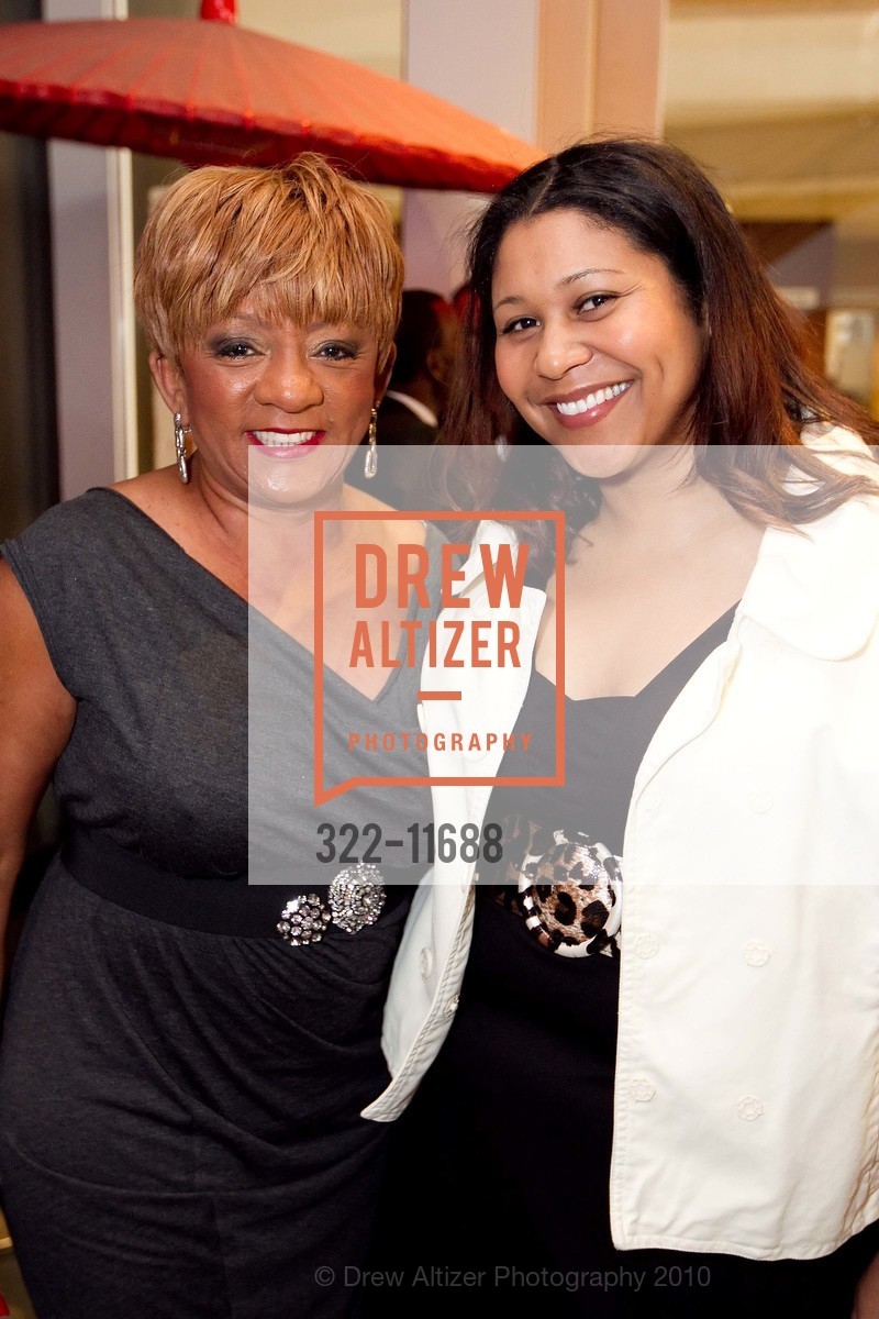 Brenda Wright, London Breed, WILLIE BROWN Celebrates His Birthday With Friends At Yoshi's, US, March 21st, 2010, Photo #322-11688 Brenda Wright, London Breed, Photo #322-11688