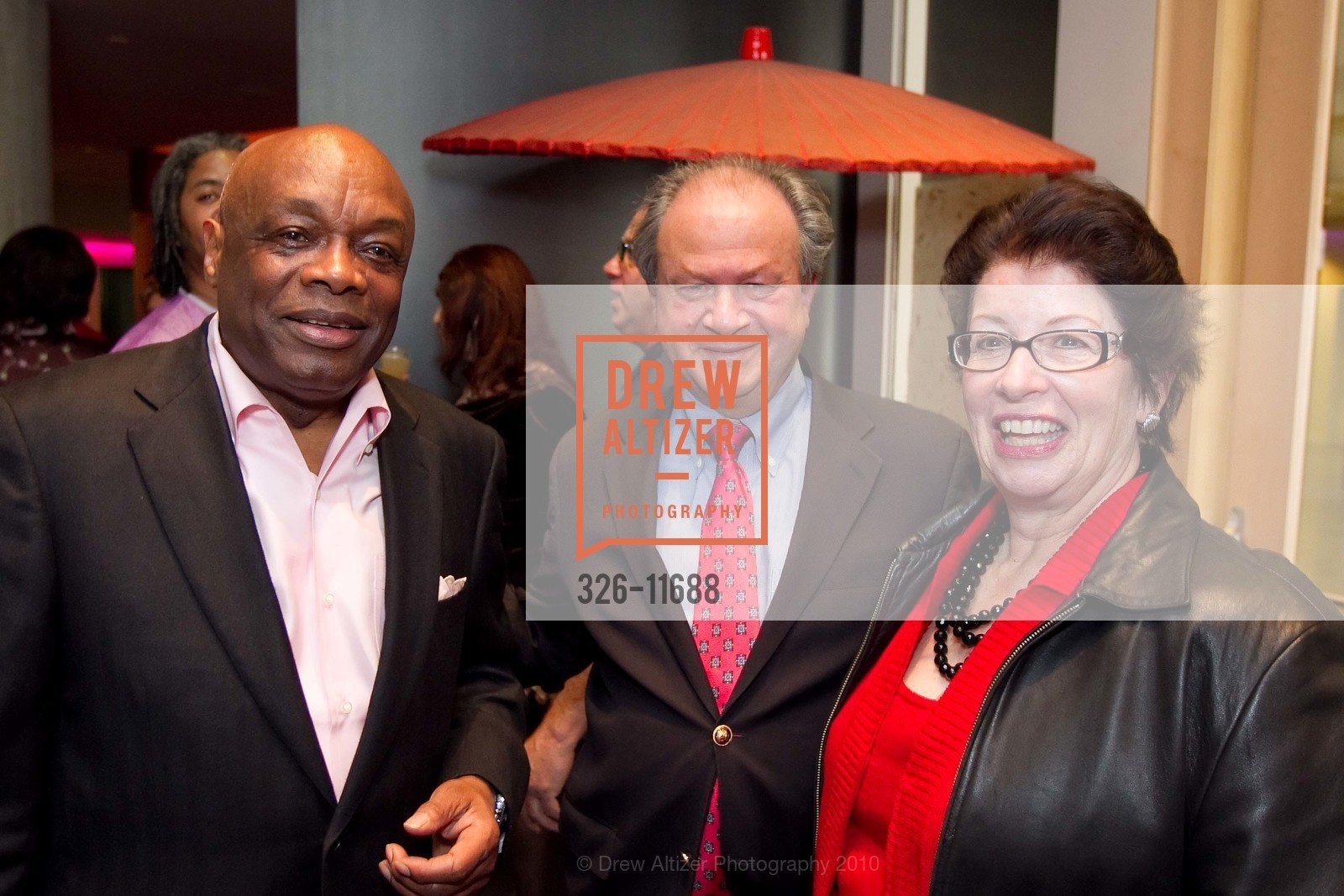 Willie Brown, Richard Rubin, Marcia Smolens, WILLIE BROWN Celebrates His Birthday With Friends At Yoshi's, US, March 21st, 2010, Photo #326-11688 Willie Brown, Richard Rubin, Marcia Smolens, Photo #326-11688