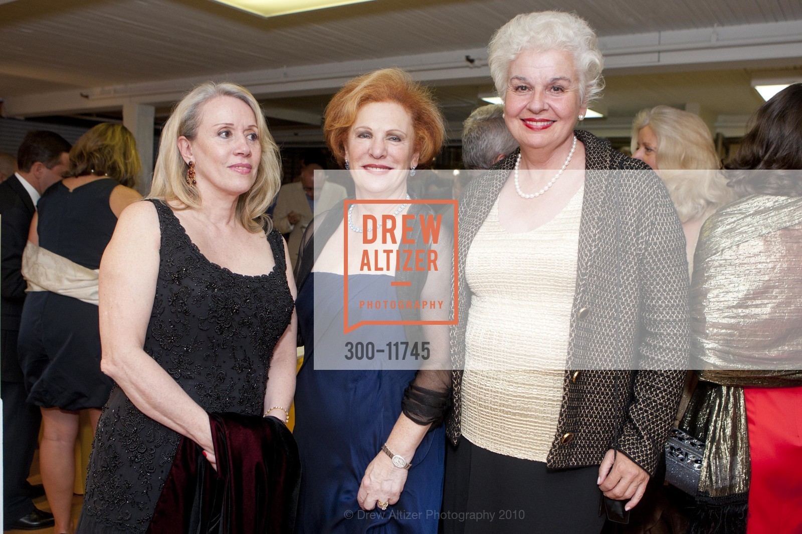 Anna Freiman, Romana Bracco, Anna Maria Pierini, Maria Callas Exhibition Opening Gala, US, September 24th, 2010, Photo #300-11745 Anna Freiman, Romana Bracco, Anna Maria Pierini, Photo #300-11745