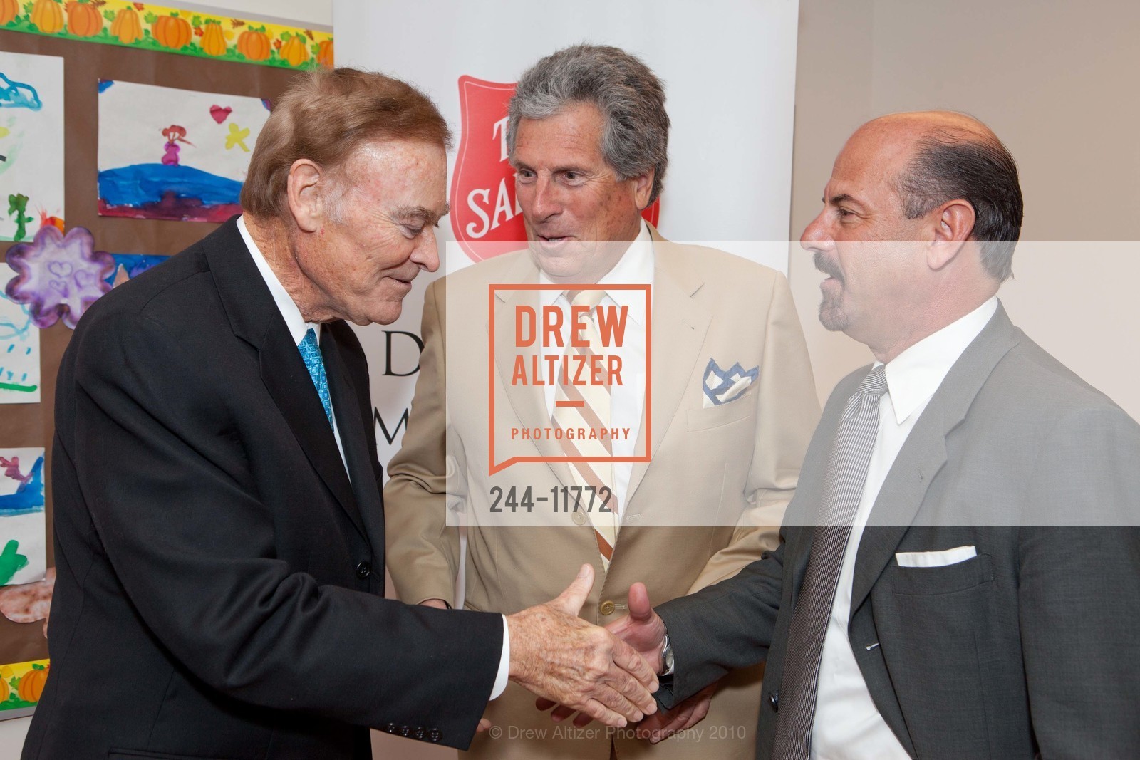 Mayor Frank Jordan, Gene Prat, Marty Glickfeld, THE SALVATION ARMY'S Seventh Annual San Francisco Holiday Luncheon, US, November 18th, 2010, Photo #244-11772 Mayor Frank Jordan, Gene Prat, Marty Glickfeld, Photo #244-11772