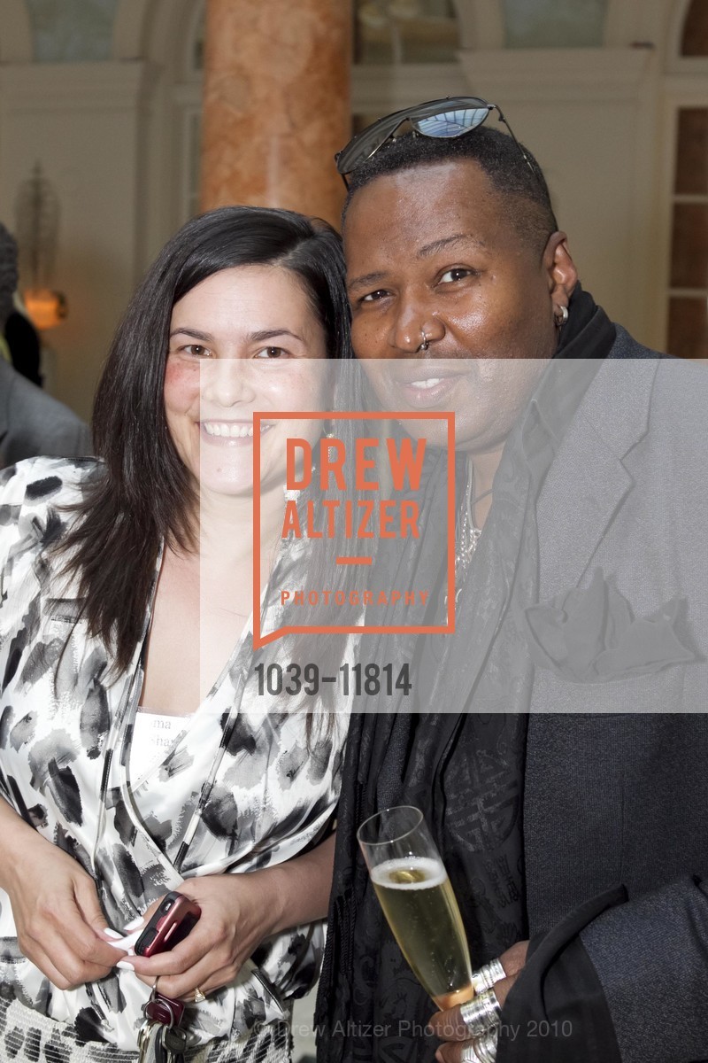 Soma Frazier, Reginald Ray-Savage, Ann & Gordon Getty Host Robert Downey Jr, and Jerry Brown to Benefit OAKLAND SCHOOL FOR THE ARTS, Private Residence, May 12th, 2010, Photo #1039-11814 Soma Frazier, Reginald Ray-Savage, Photo #1039-11814