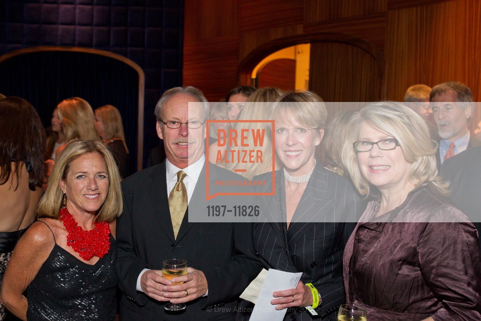 Laura Townsend, Frank Bartels, Susan Mesec, Katherine Bartels, MACY'S PASSPORT Presents Glamorama, US, September 25th, 2010, Photo #1197-11826 Laura Townsend, Frank Bartels, Susan Mesec, Katherine Bartels, Photo #1197-11826