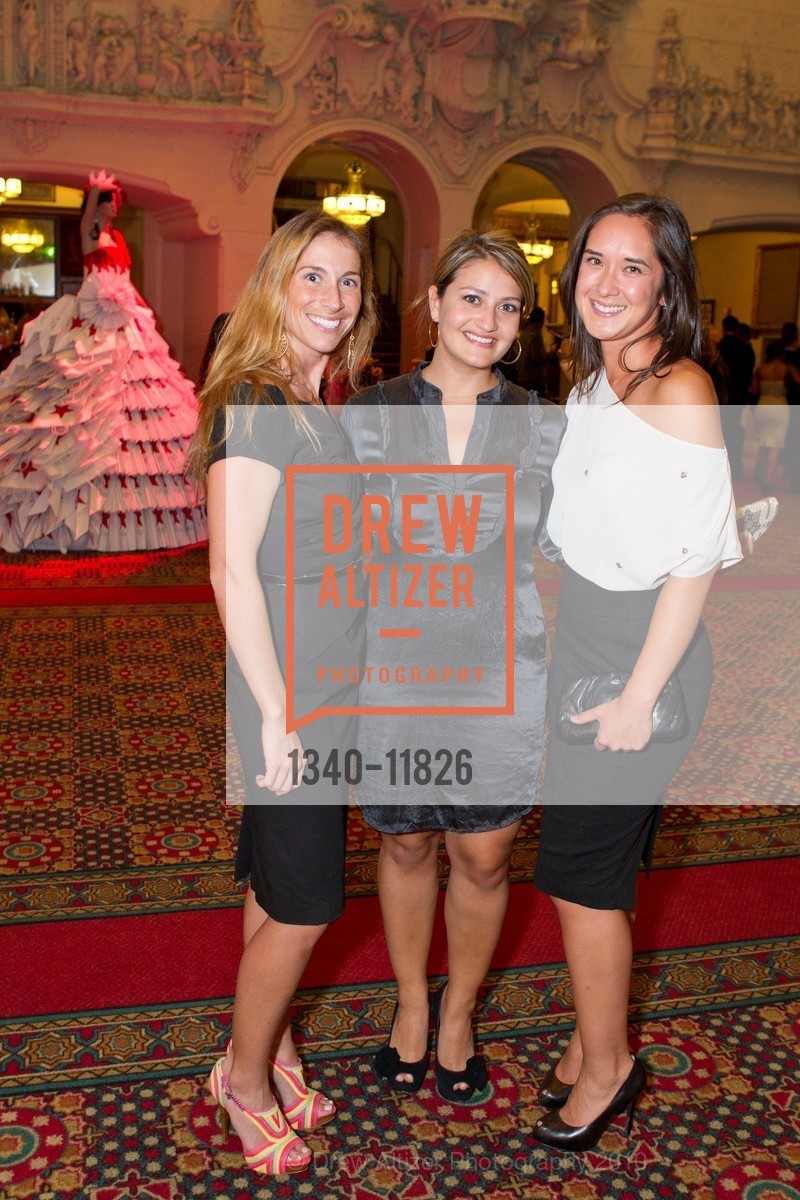 Kristen Callahan, Panteha Karimi, Christina Lynes, MACY'S PASSPORT Presents Glamorama, US, September 25th, 2010, Photo #1340-11826 Kristen Callahan, Panteha Karimi, Christina Lynes, Photo #1340-11826
