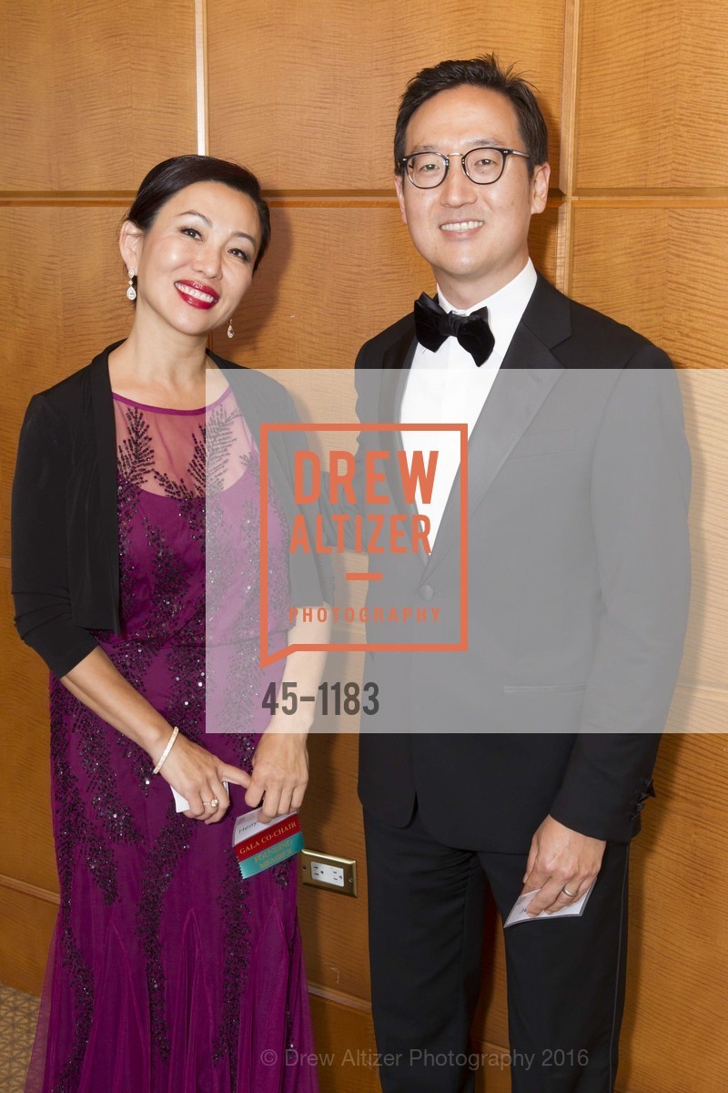 Heayoon Woo, Jeffrey Lee, KACF-SF Inaugural Gala, Four Seasons. 757 Market St, San Francisco, CA 94103, May 7th, 2016, Photo #45-1183 Heayoon Woo, Jeffrey Lee, Photo #45-1183