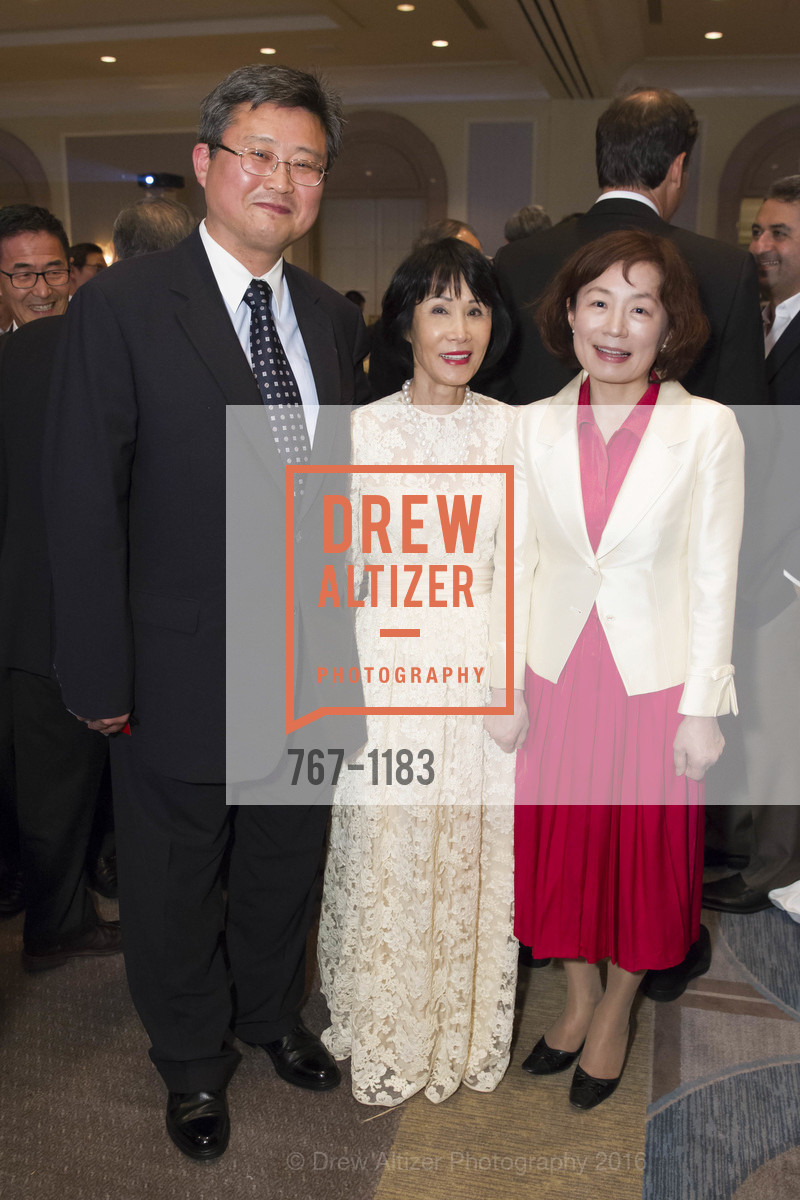 Chae-Hyun Shin, Susan Koret, Bong-see San, KACF-SF Inaugural Gala, Four Seasons. 757 Market St, San Francisco, CA 94103, May 7th, 2016, Photo #767-1183 Chae-Hyun Shin, Susan Koret, Bong-see San, Photo #767-1183