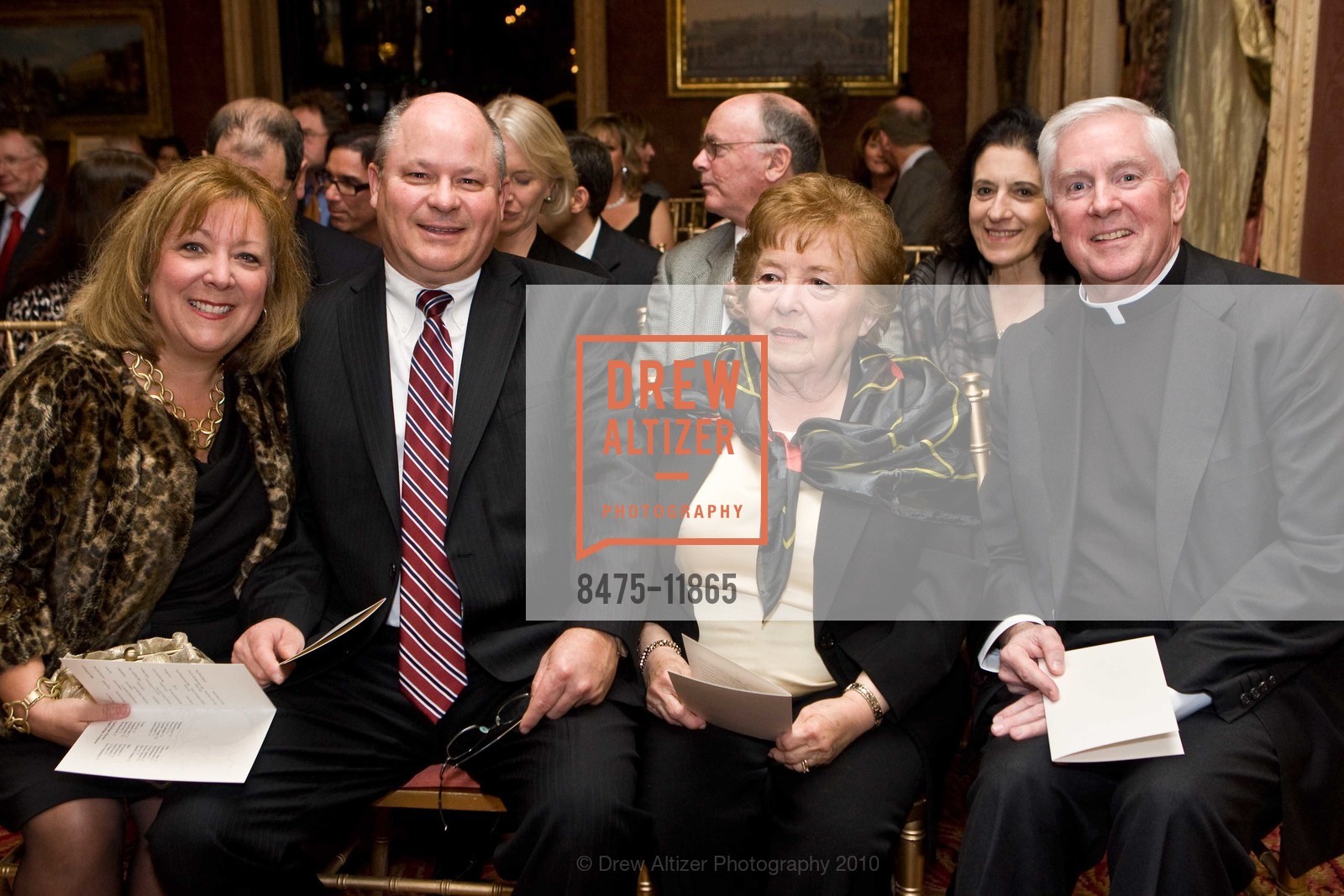 Cheri Goudy, Patrick Goudy, Rosemary Balistreri, Father Robert Walsh, Gettys Host SI Auction Salon with Chorus, US, October 23rd, 2010, Photo #8475-11865 Cheri Goudy, Patrick Goudy, Rosemary Balistreri, Father Robert Walsh, Photo #8475-11865