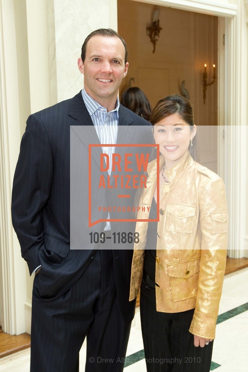Bret Hedican, Kristi Yamaguchi, SNUGGLY SOIREE 2010 Benefiting UCSF Childrens Hospital, US, March 26th, 2010, Photo #109-11868 Bret Hedican, Kristi Yamaguchi, Photo #109-11868