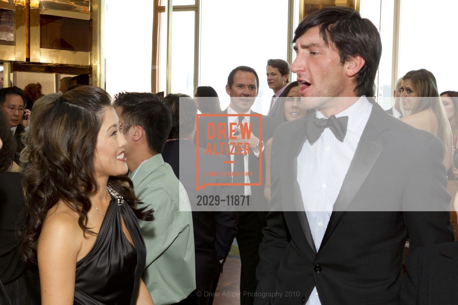 Kristi Yamaguchi, Evan Lysacek, Kristi Yamaguchi's DANCING THE NIGHT AWAY Gala, US, June 20th, 2010, Photo #2029-11871 Kristi Yamaguchi, Evan Lysacek, Photo #2029-11871