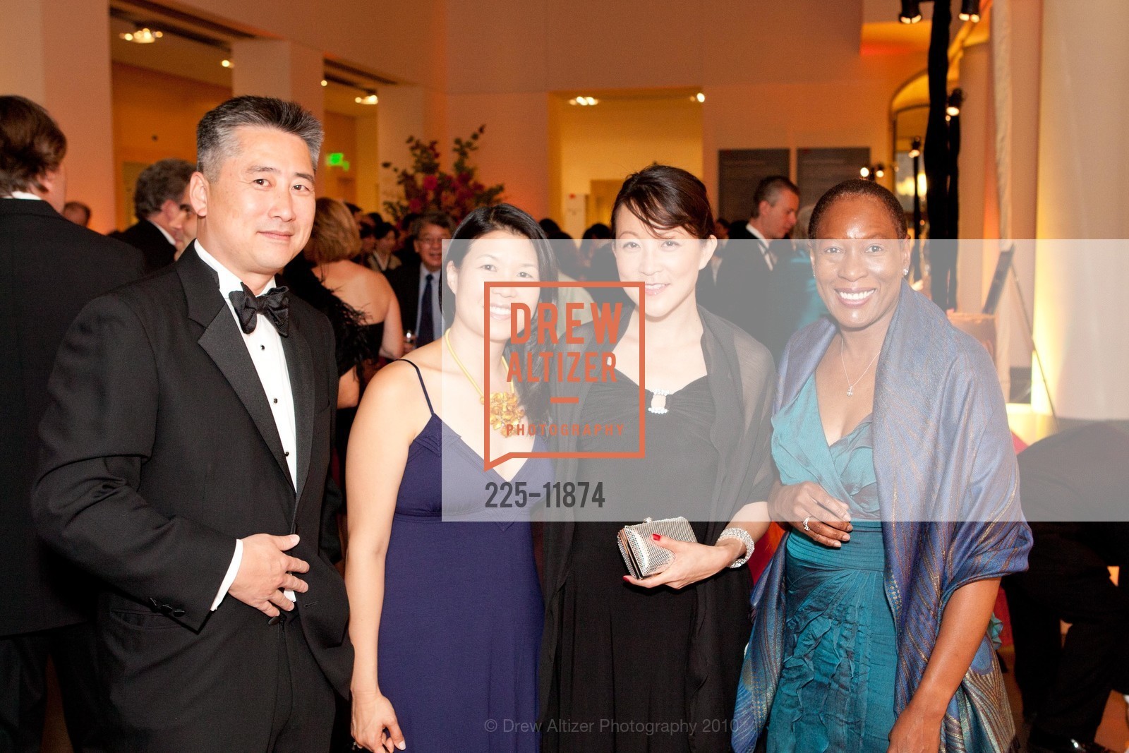 Peter Kim, Jennifer Nam, Photo #225-11874