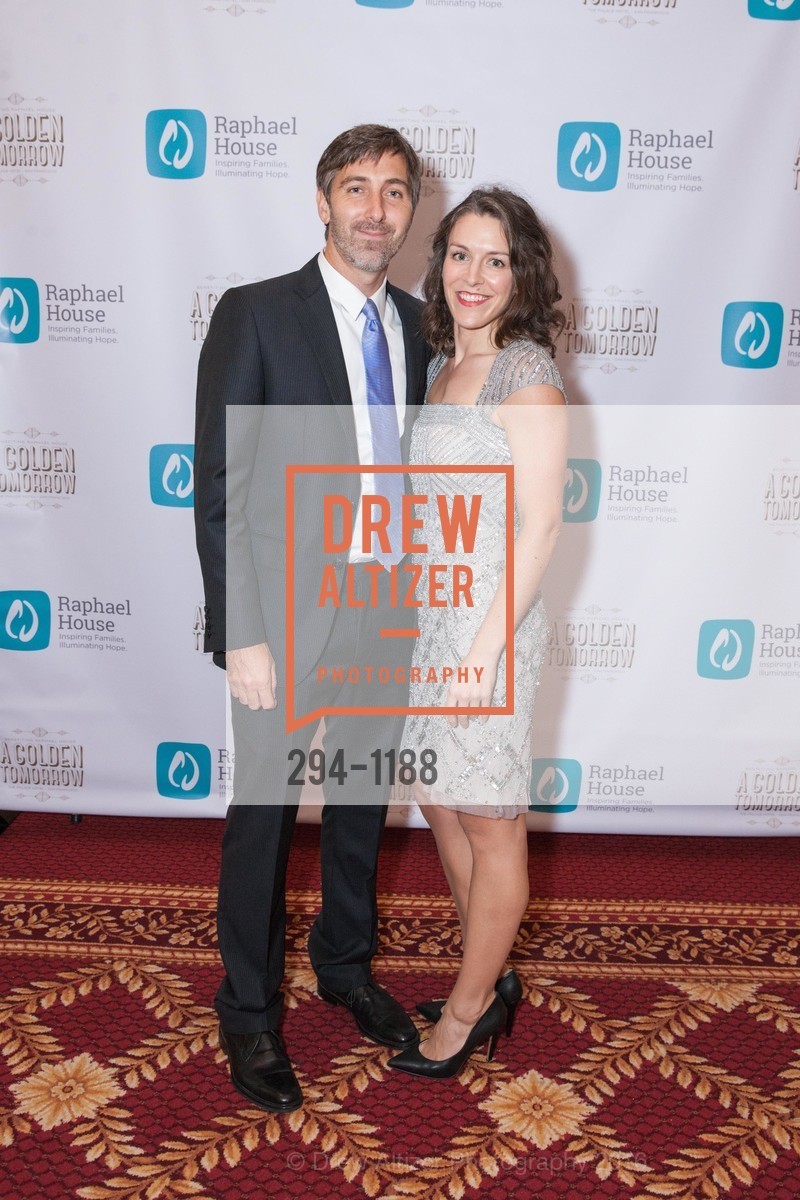 Brian Gully, Madeleine Greene, "A Golden Tomorrow" Raphael House's 19th Annual Gala, Palace Hotel. 2 New Montgomery, May 14th, 2016, Photo #294-1188 Brian Gully, Madeleine Greene, Photo #294-1188
