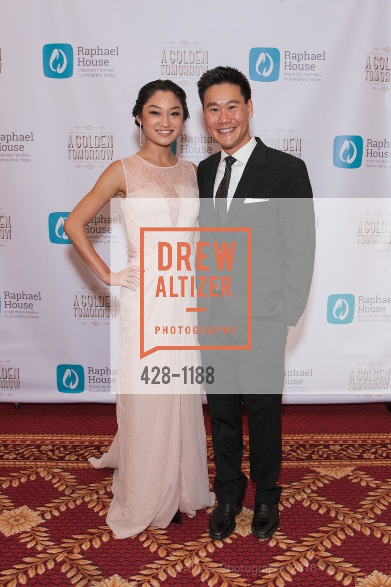 Lynne Cheng, Jerry Chen, "A Golden Tomorrow" Raphael House's 19th Annual Gala, Palace Hotel. 2 New Montgomery, May 14th, 2016, Photo #428-1188 Lynne Cheng, Jerry Chen, Photo #428-1188