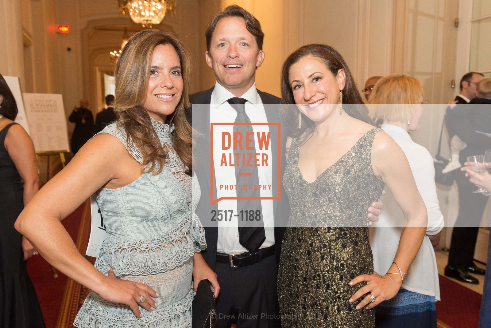 Tana Ward, John Ward, Victoria Dade, Photo #2517-1188