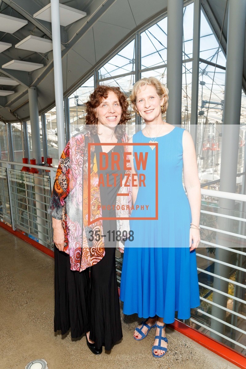 Laura Stachel, Janet Harris, Big Bang Gala 2018 benefiting the California Acedemy of Sciences, California Academy of Sciences, May 10th, 2018, Photo #35-11898 Laura Stachel, Janet Harris, Photo #35-11898