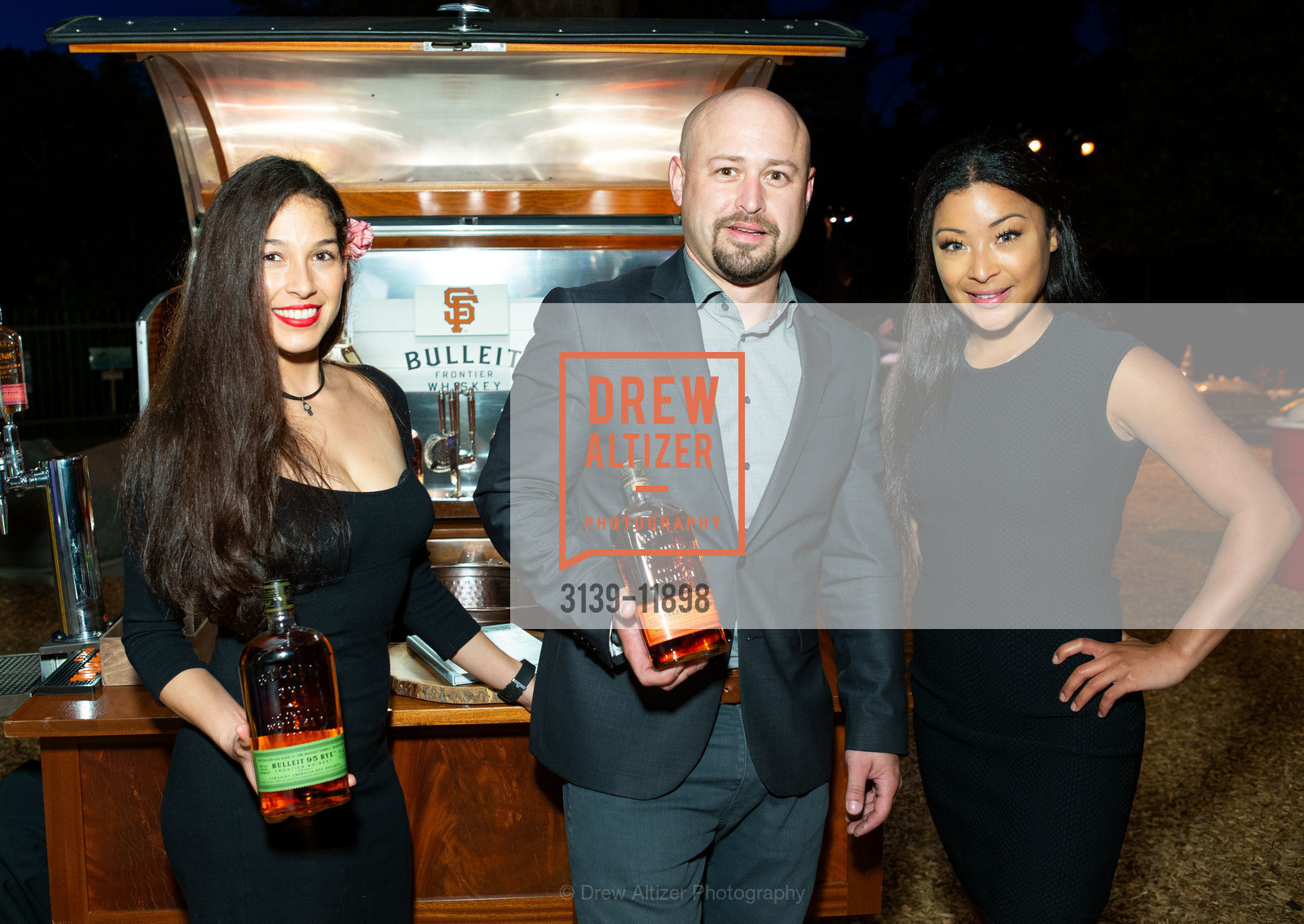 Paula Martinez, Kyle McHugh, Kira Sareli, Big Bang Gala 2018 benefiting the California Acedemy of Sciences, California Academy of Sciences, Photo #3139-11898 Paula Martinez, Kyle McHugh, Kira Sareli, Photo #3139-11898