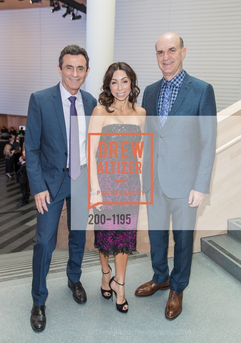 Neal Benezra, Gina Peterson, Bob Fisher, SFMOMA Modern Ball 2016, SFMOMA. 151 3rd St, May 12th, 2016, Photo #200-1195 Neal Benezra, Gina Peterson, Bob Fisher, Photo #200-1195