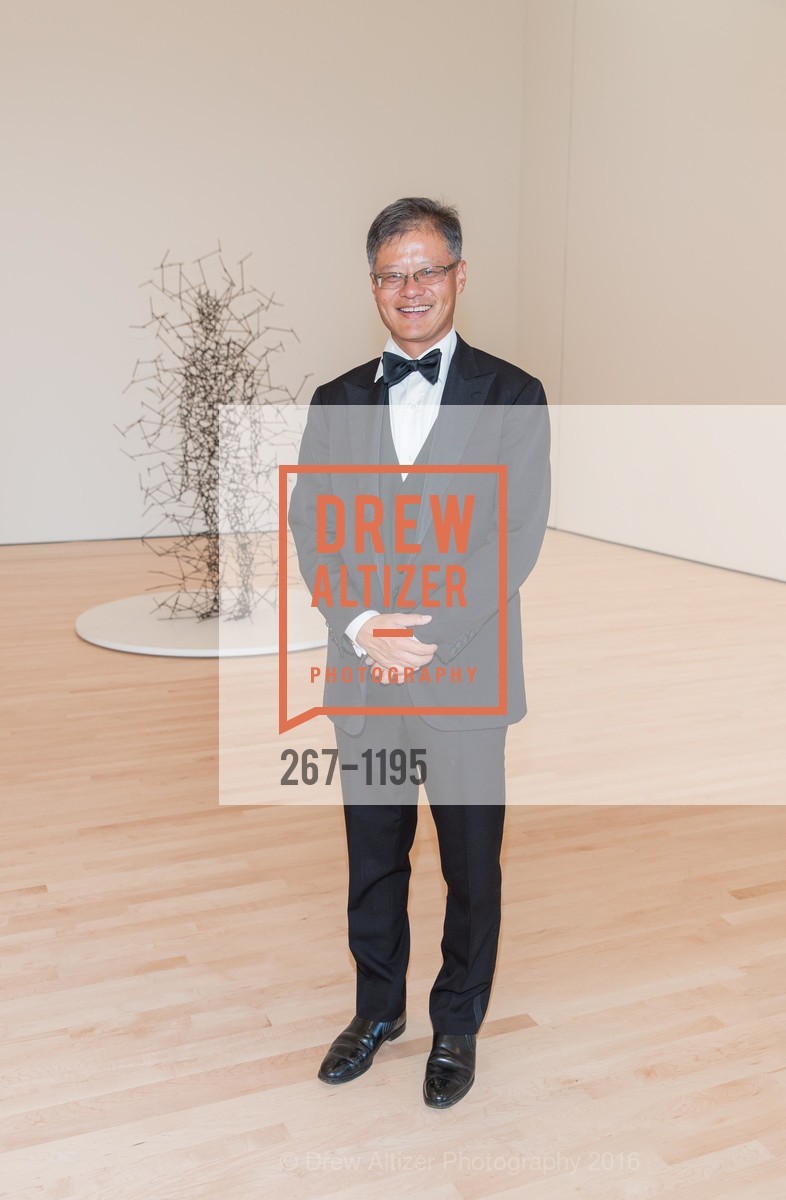 Jerry Yang, Photo #267-1195