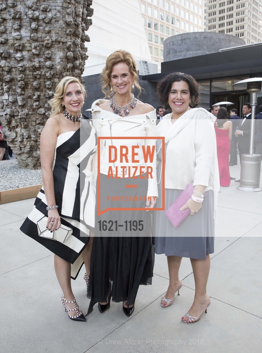 Jennifer Walske, Sukey Forbes, Laura Ingrassia, SFMOMA Modern Ball 2016, SFMOMA. 151 3rd St, May 12th, 2016, Photo #1621-1195 Jennifer Walske, Sukey Forbes, Laura Ingrassia, Photo #1621-1195