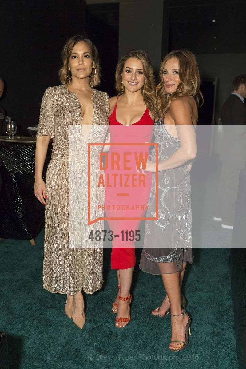 Lora DuBain, Magdalena Sarkissian, Claudia Ross, SFMOMA Modern Ball 2016, SFMOMA. 151 3rd St, May 12th, 2016, Photo #4873-1195 Lora DuBain, Magdalena Sarkissian, Claudia Ross, Photo #4873-1195