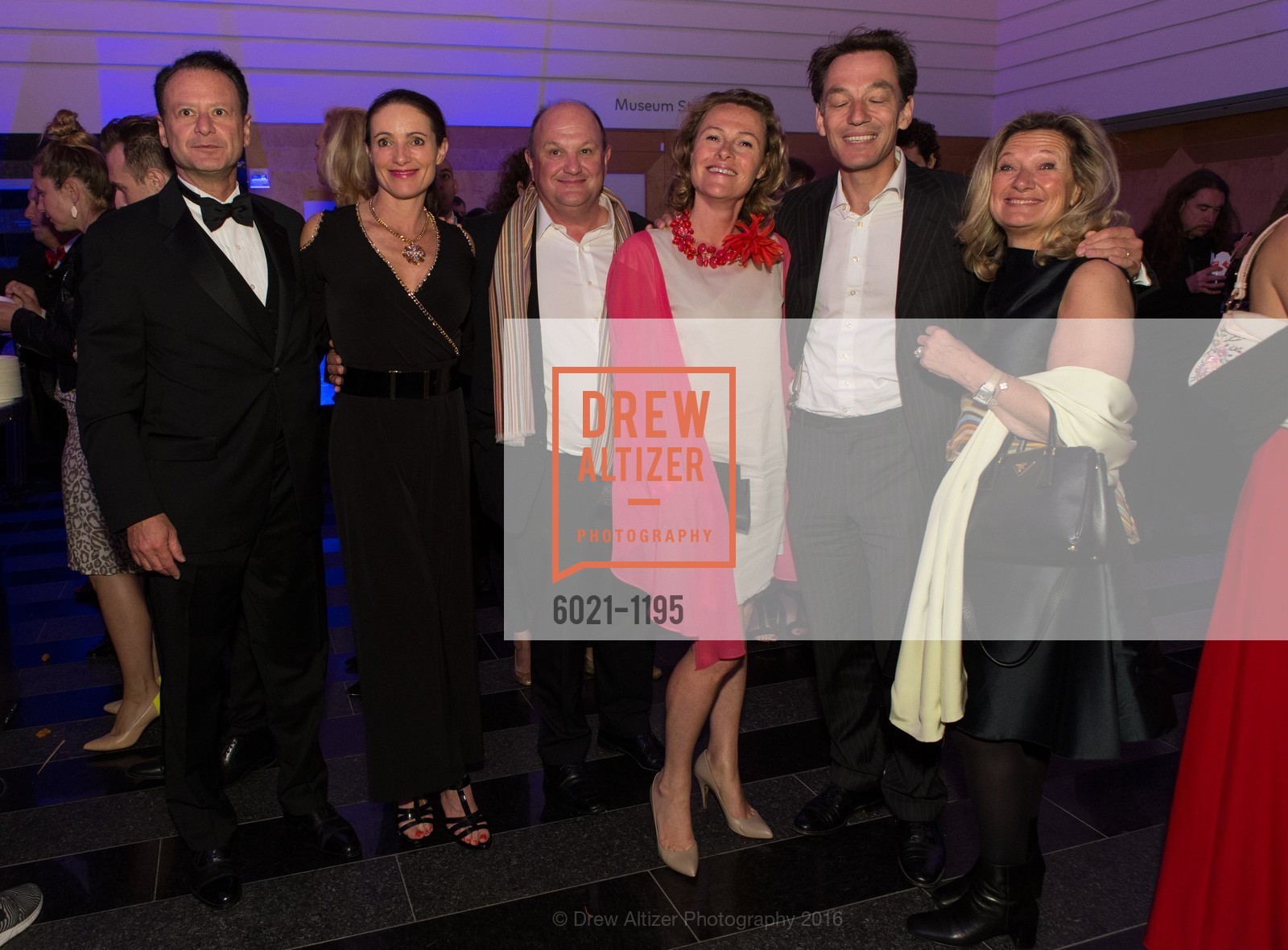 Seth Dallaire, Courtney Dallaire, Eric Buatois, Florence Buatois, SFMOMA Modern Ball 2016, SFMOMA. 151 3rd St, May 12th, 2016, Photo #6021-1195 Seth Dallaire, Courtney Dallaire, Eric Buatois, Florence Buatois, Photo #6021-1195
