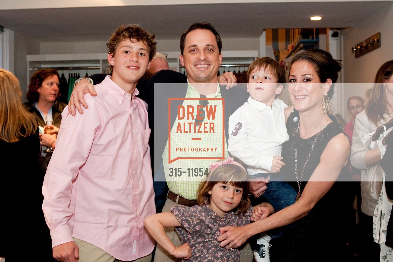 Alex Harper, Tyson Harper, Audrey Harper, Ashley Harper, Kristen Harper, "Eye on Fashion" Benefiting Jack McGovern Coats' Disease Foundation, US, March 26th, 2010, Photo #315-11954 Alex Harper, Tyson Harper, Audrey Harper, Ashley Harper, Kristen Harper, Photo #315-11954